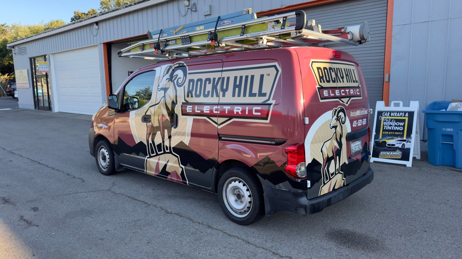 Rocky hill electric full wrap